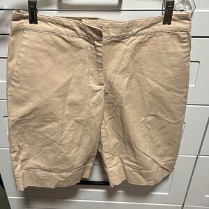 Izod Stretch Women's Beige Bermudas